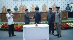 DPRD Bolmut Bersama Pj Bupati Melaksanakan Paripurna Penetapan Ranperda APBD-P Tahun 2023