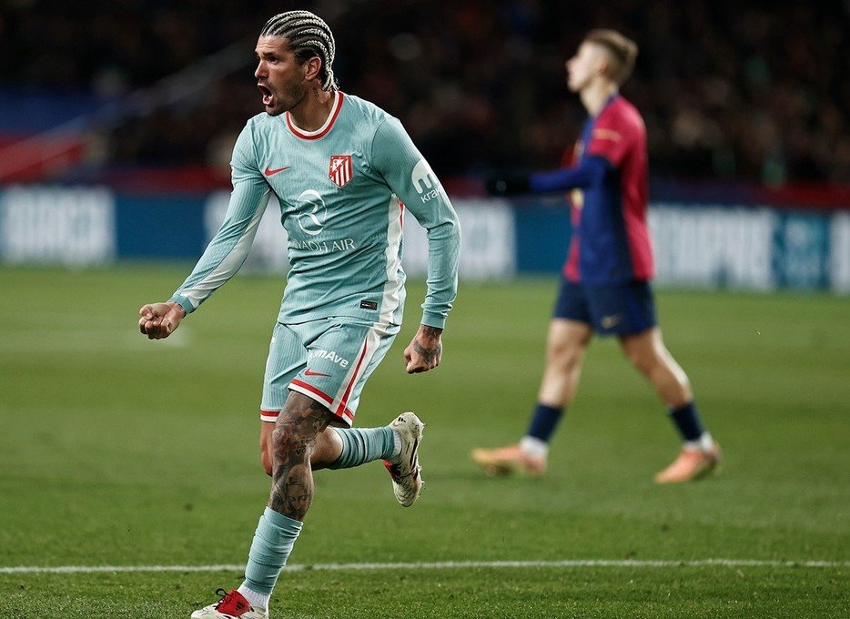 Atletico vs Barcelona Sorloth Cetak Gol Kemenangan di Menit Akhir
