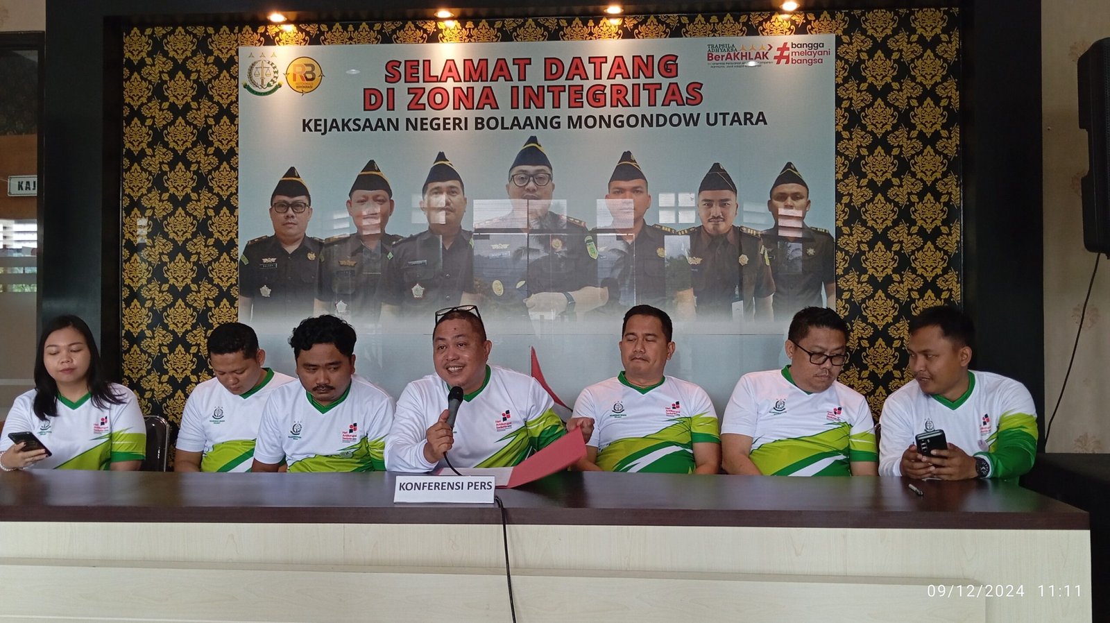 Kajari Bolmut Oktafiansyah Efendi