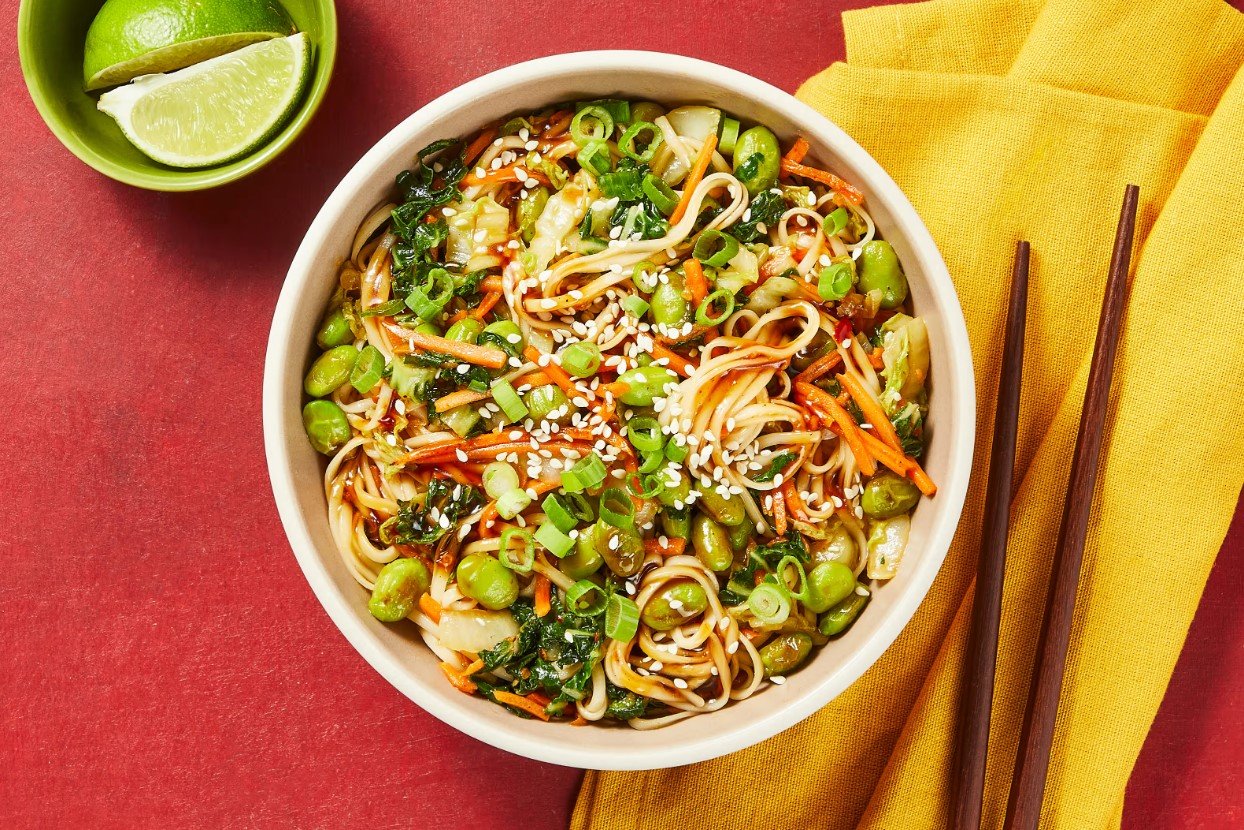 Tumisan Edamame dengan Paprika dan Bayam