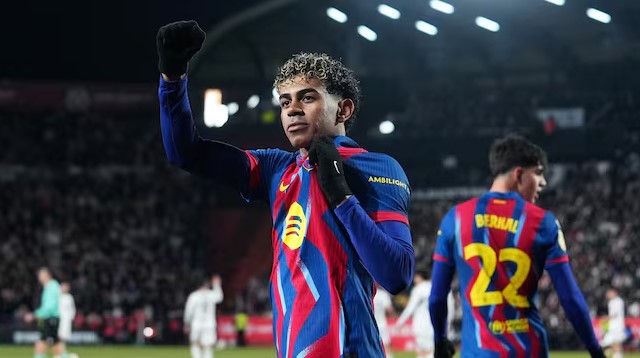 Lamine Yamal mencetak gol saat Albacete vs Barcelona