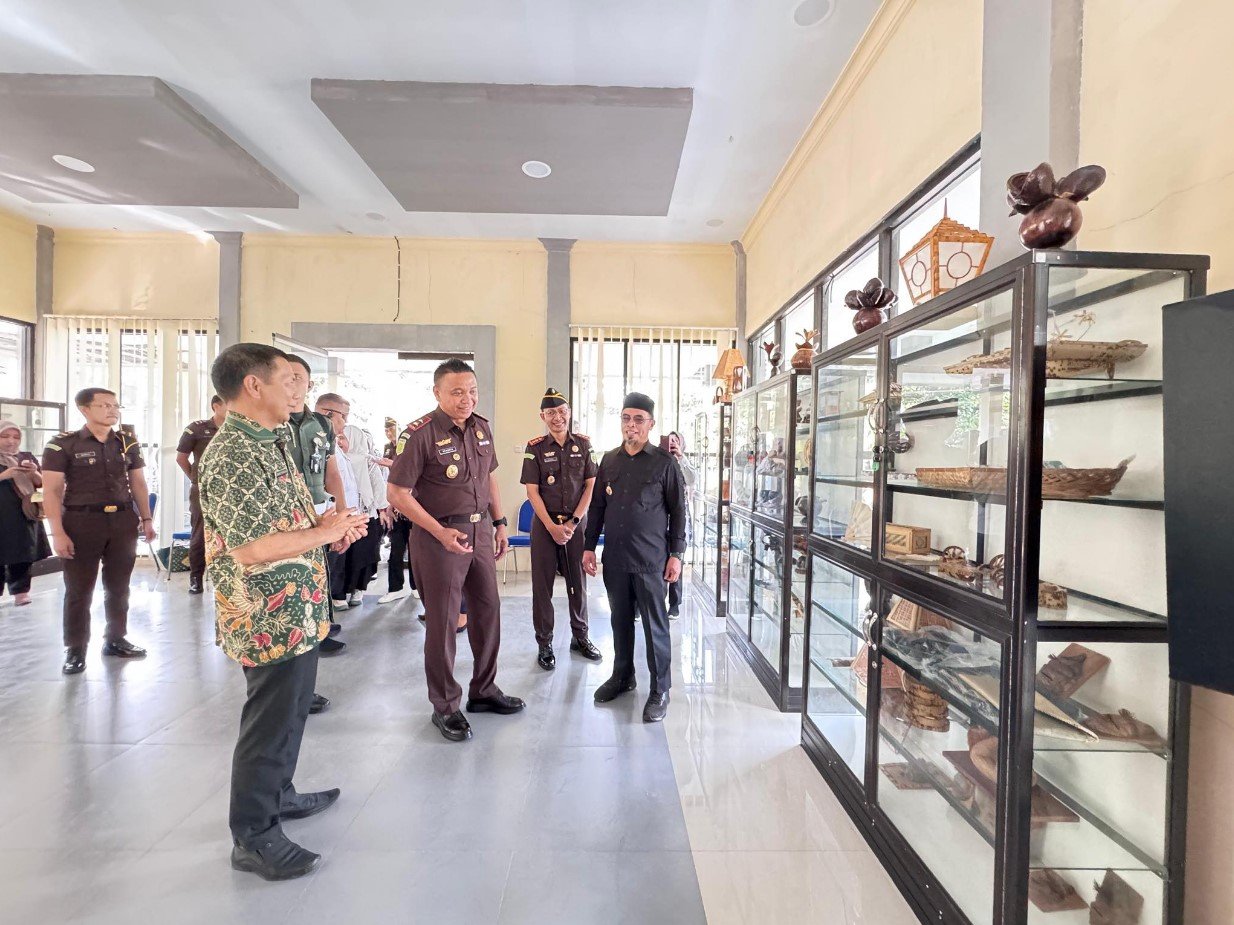 Produk UMKM lokal Bolmut